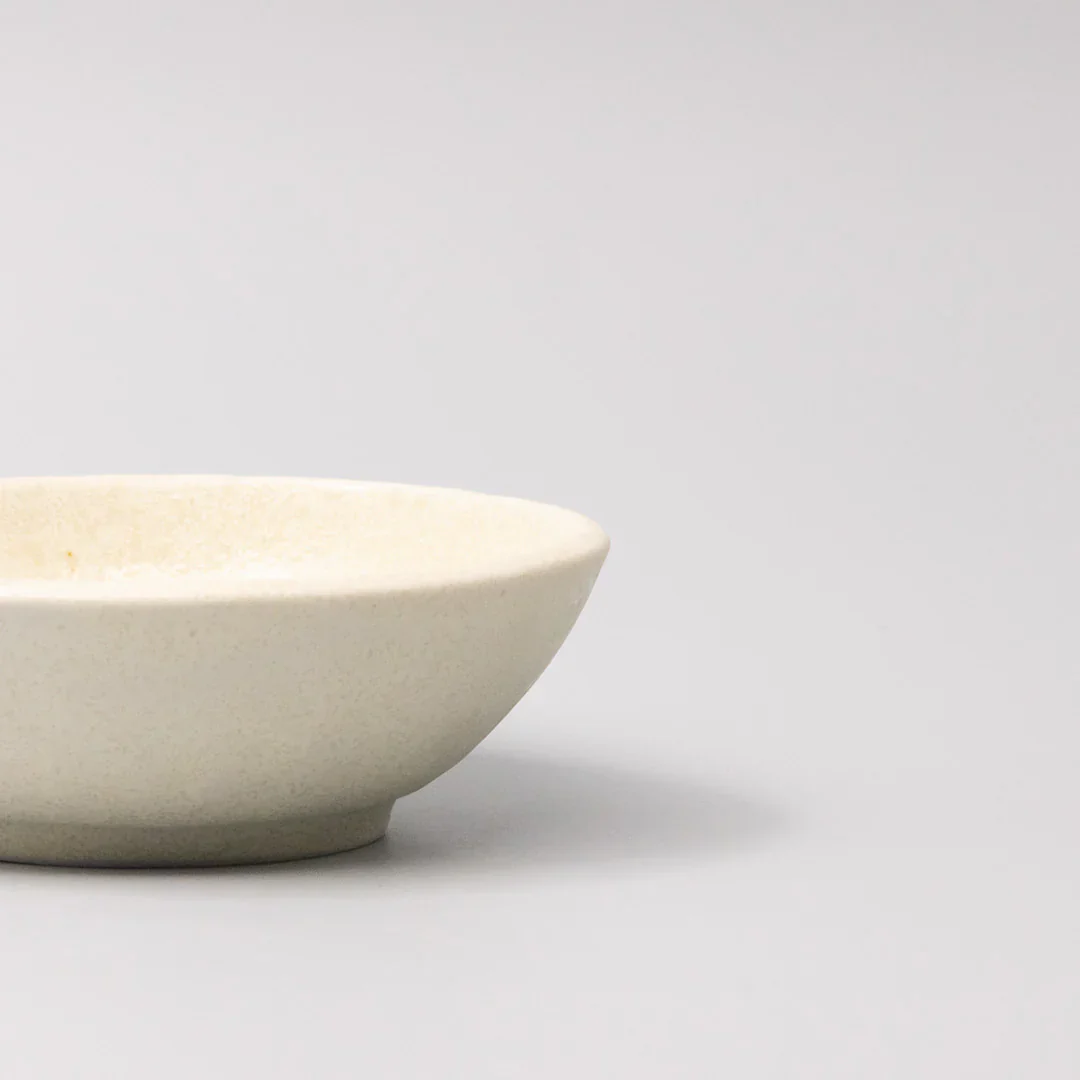 Buttermilk Small shallow Bowl 13cm - Image 2
