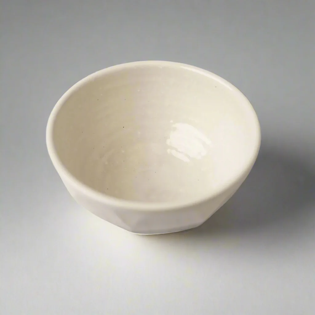Etched Angled Monochrome Medium Bowl 17cm - Image 2