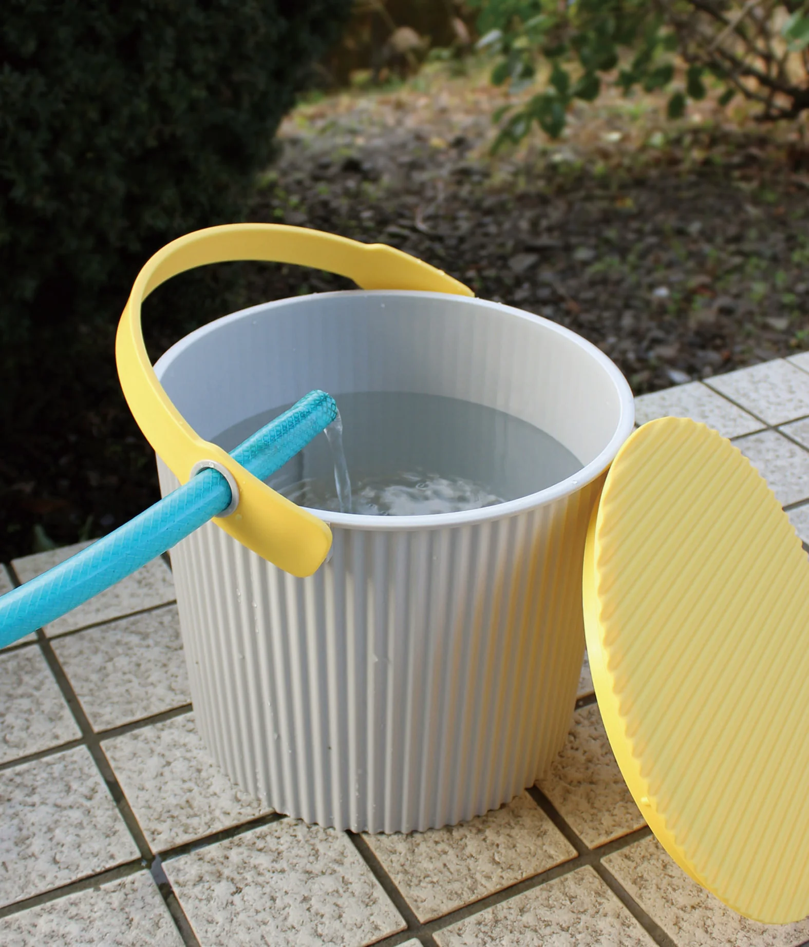 Hachiman Fraichair S Storage Bucket 8L - Grey Yellow - Image 7