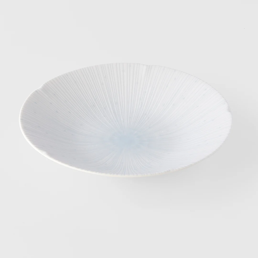 Ice Drift white shallow bowl 24cm - Image 2