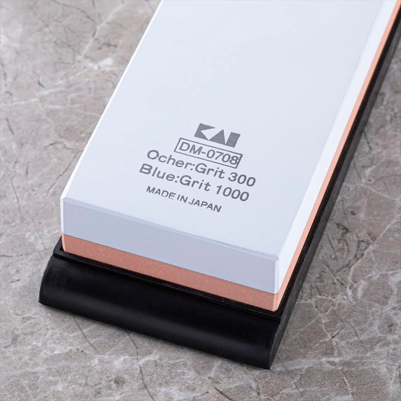 Kai Shun Combination Whetstone 300/1000 - Image 3
