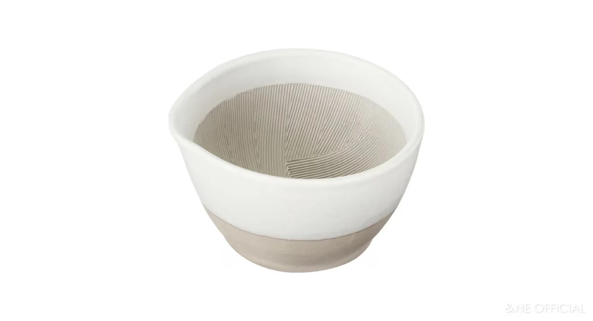 Motoshige Japanese Suribachi White Mortar & Pestle Set 11cm - Image 3