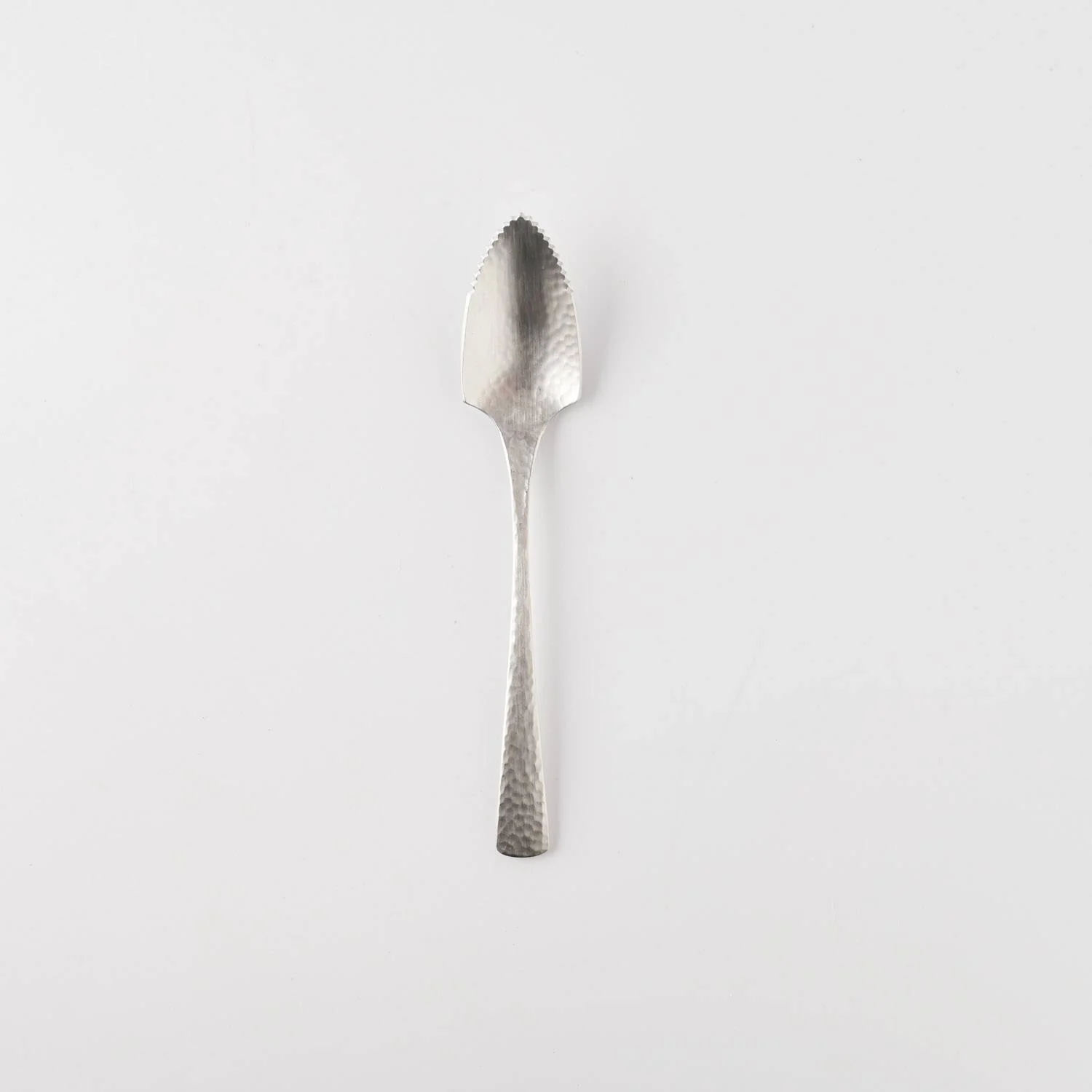 Nagomi Hammered Grapefruit Spoon 13.5cm - Image 2