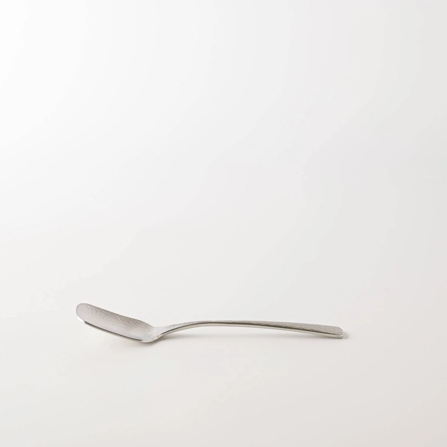 Nagomi Hammered Ice Cream Spoon 13cm - Image 3