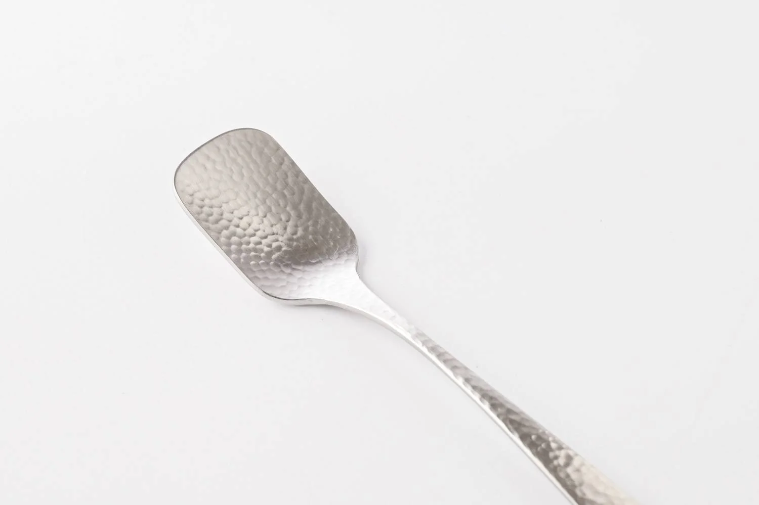 Nagomi Hammered Ice Cream Spoon 13cm - Image 4