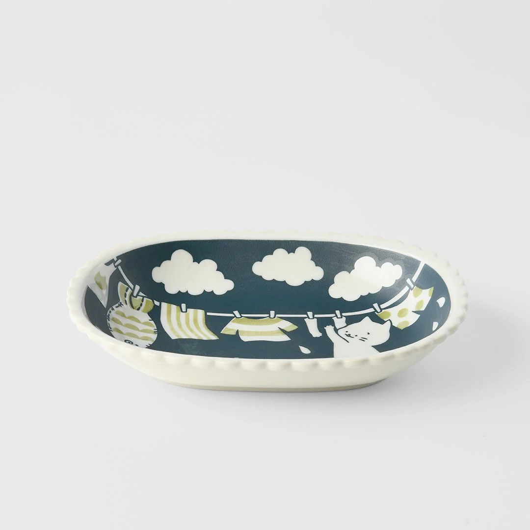 Navy cat shallow oval bowl 23cm - Image 3