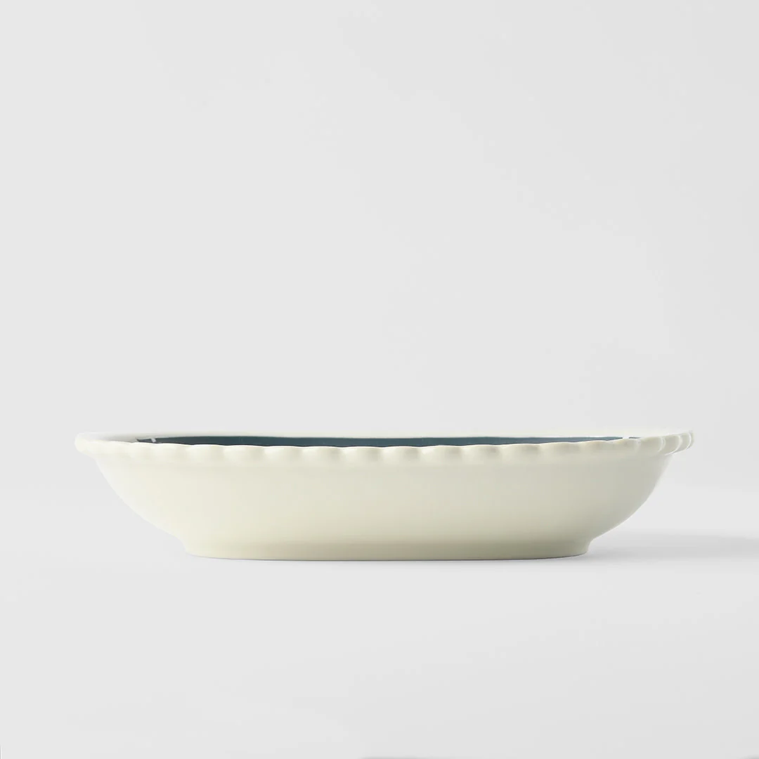 Navy cat shallow oval bowl 23cm - Image 4
