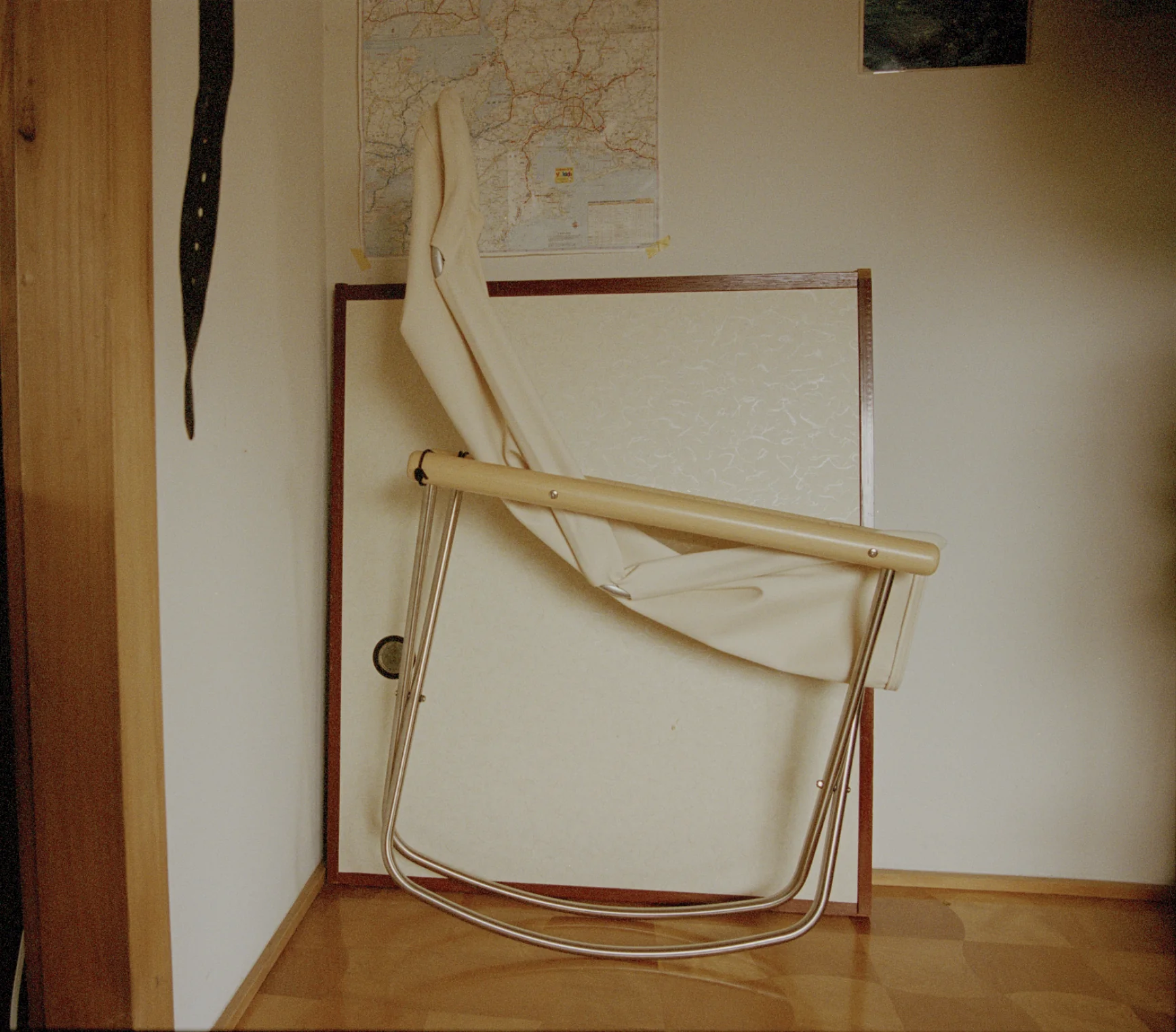 Nychair X Japanese Folding Lounge Chair - Natural White - Image 11