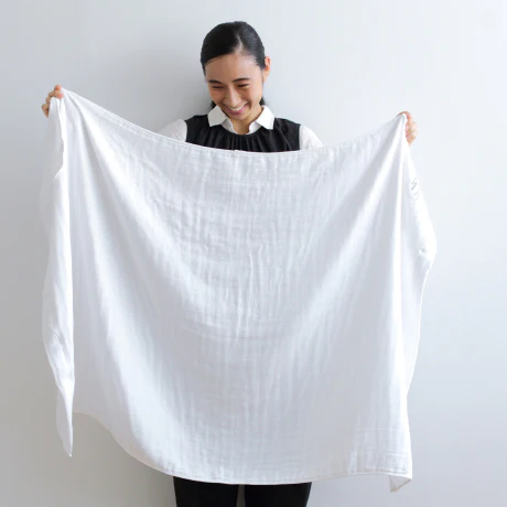 Shinto 2.5 ply gauze tea towel white - 58 x 50cm - Image 3